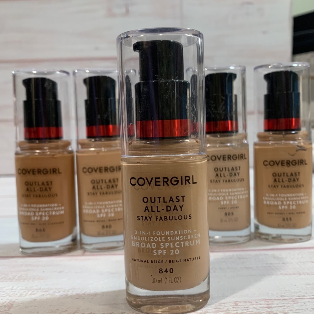 COVERGIRL OUTLAST ALL-DAY 3-IN-1 Foundation Natural Beige 840 ***EXPIRED***